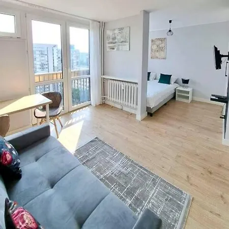 Centre Floor وارسو